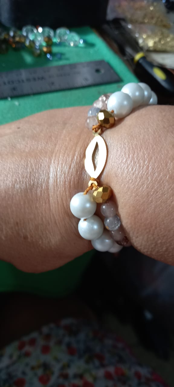 Pulsera Perlas Ojo Dorado